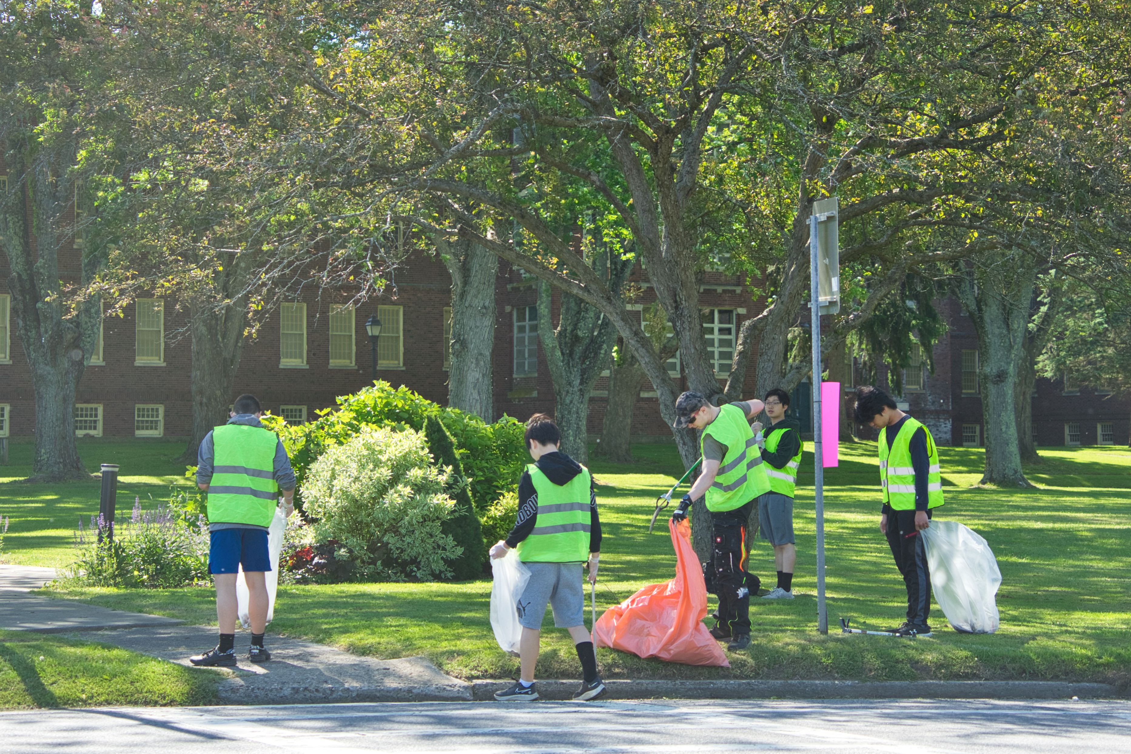 2024-06-01 Dover Clean Up Day19